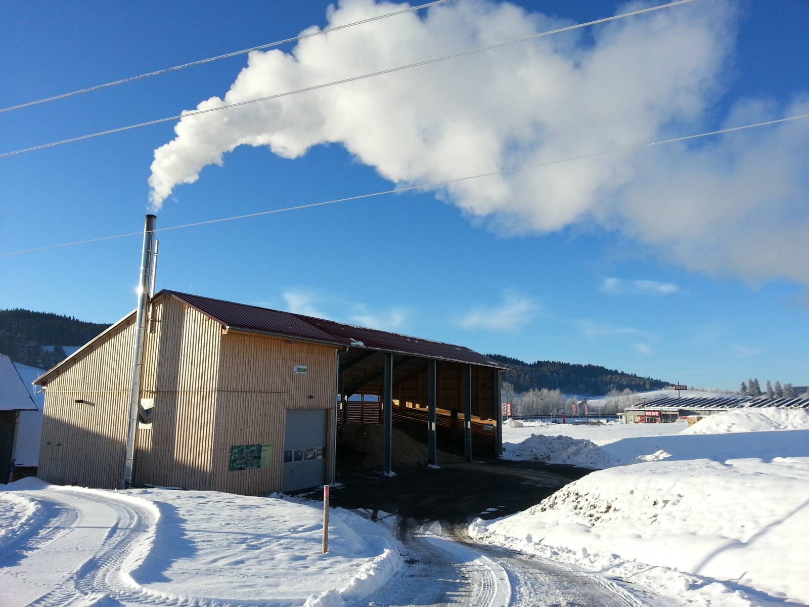 Heizwerk im Winter 2013 in Weitnau