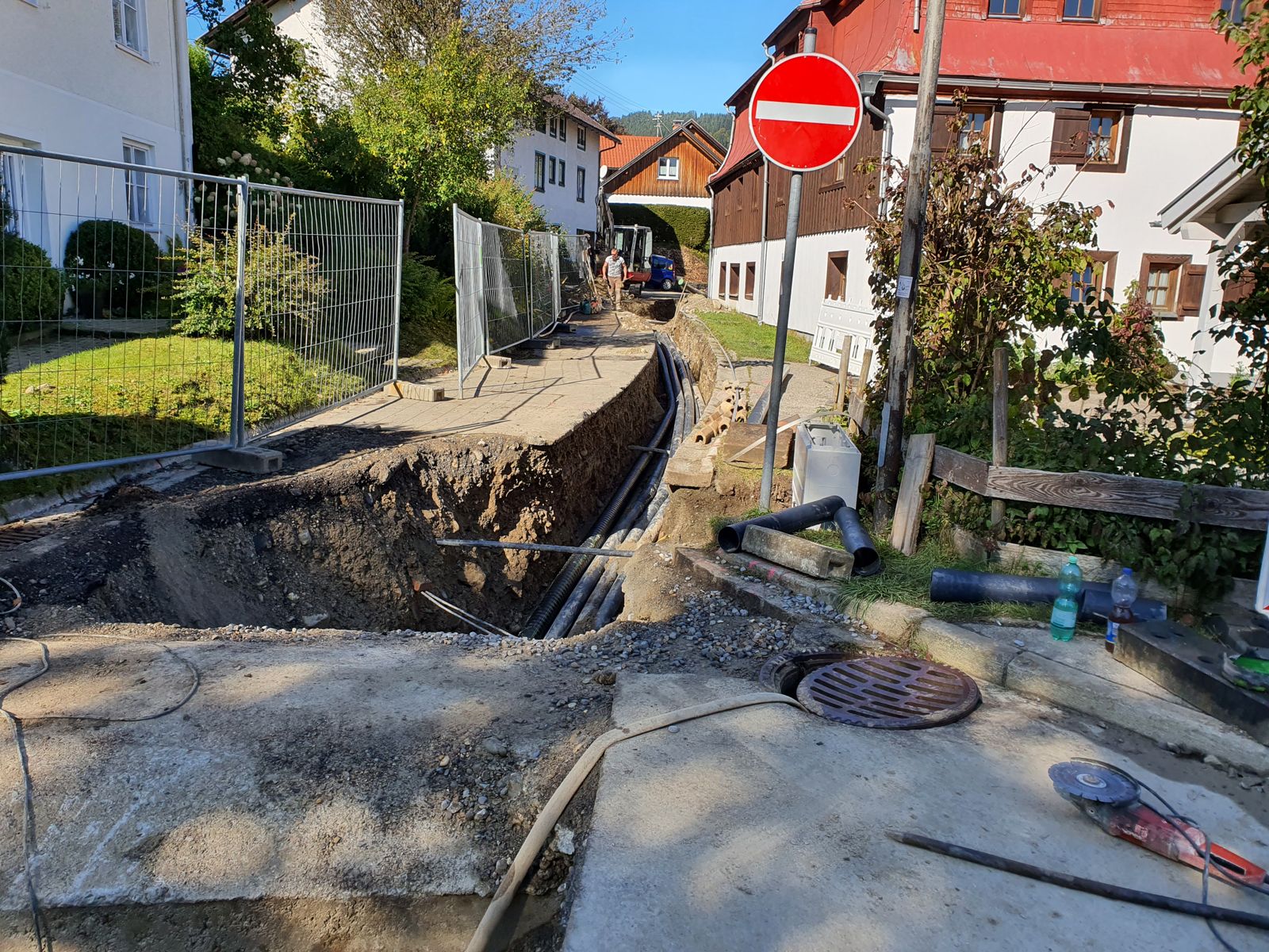 Erdarbeiten und Leitungsverlegung 2021–22