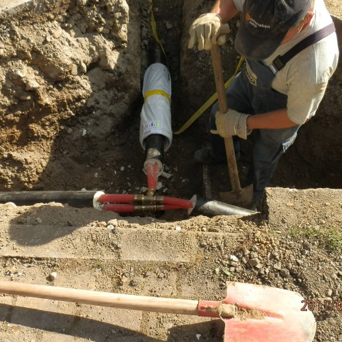 Montage der Fernwärmerohre 2011